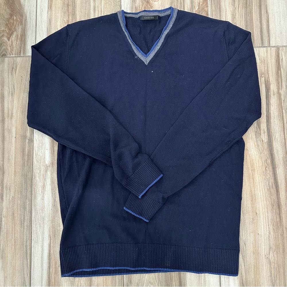 Authentic CODICE V Neck sweater